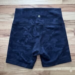 Lululemon Size 8 Wunder Train High-Rise Short 6" Heritage 365 Camo Deep Coal